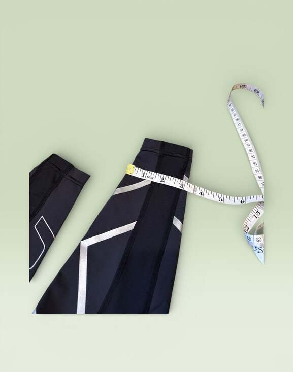 2XU Women's Compression Tights - Black/Silver BUNDLE - S - Picture 10 of 15